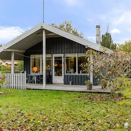 בית נופש Mika - 300m From The Sea By Interhome *